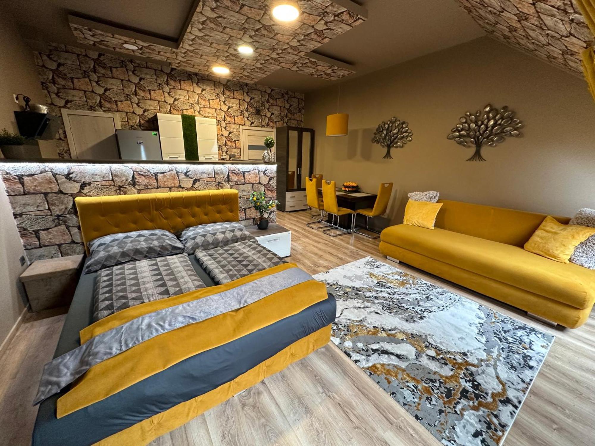 Gold Downtown Apartman Debrecen Kültér fotó