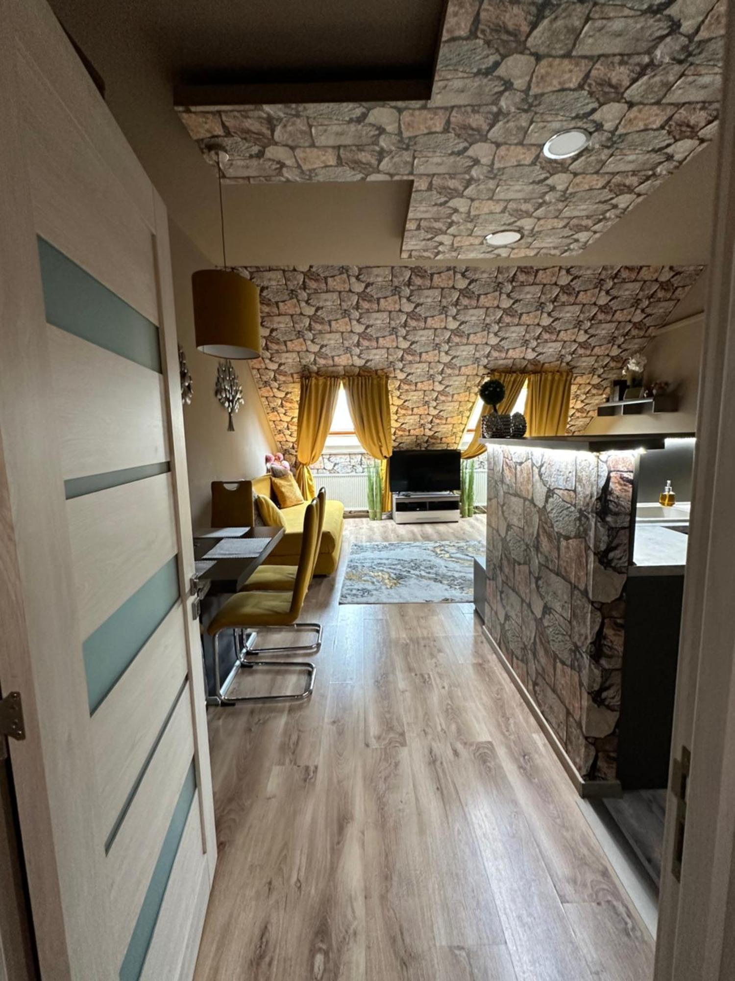 Gold Downtown Apartman Debrecen Kültér fotó